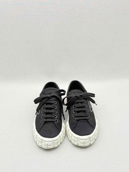 Pre - loved PRADA Wheel Low - top Black Size EU 40 Sneakers at Reems Closet