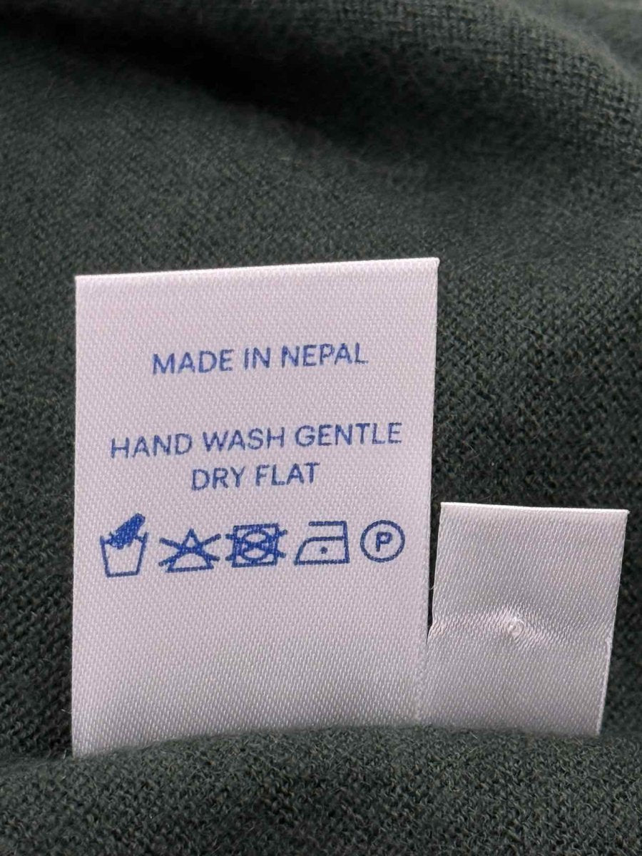 Pre - loved RAEY Green Size Small Jumper at Reems Closet