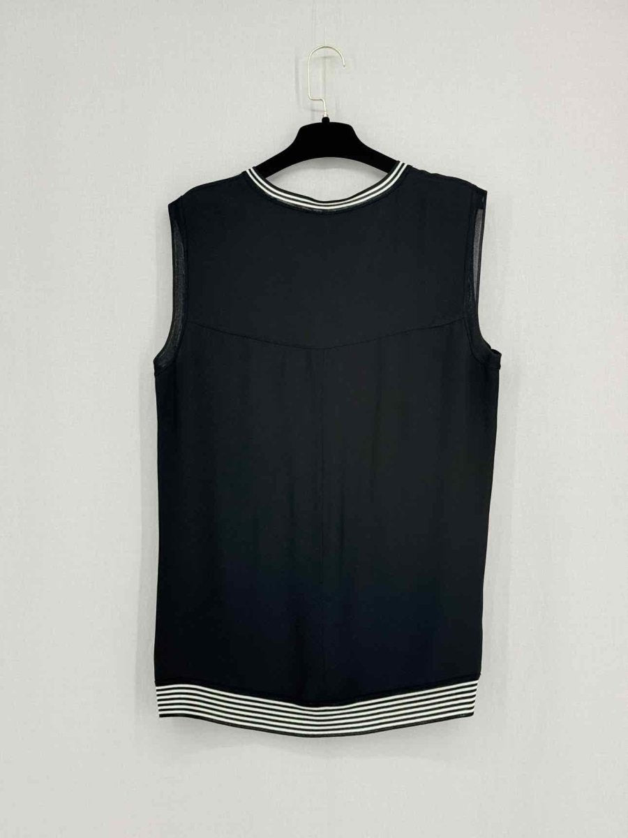 Pre - loved RAG & BONE Black Striped Size Medium Top at Reems Closet