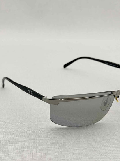 Pre - loved RAY - BAN Gray Sunglasses at Reems Closet