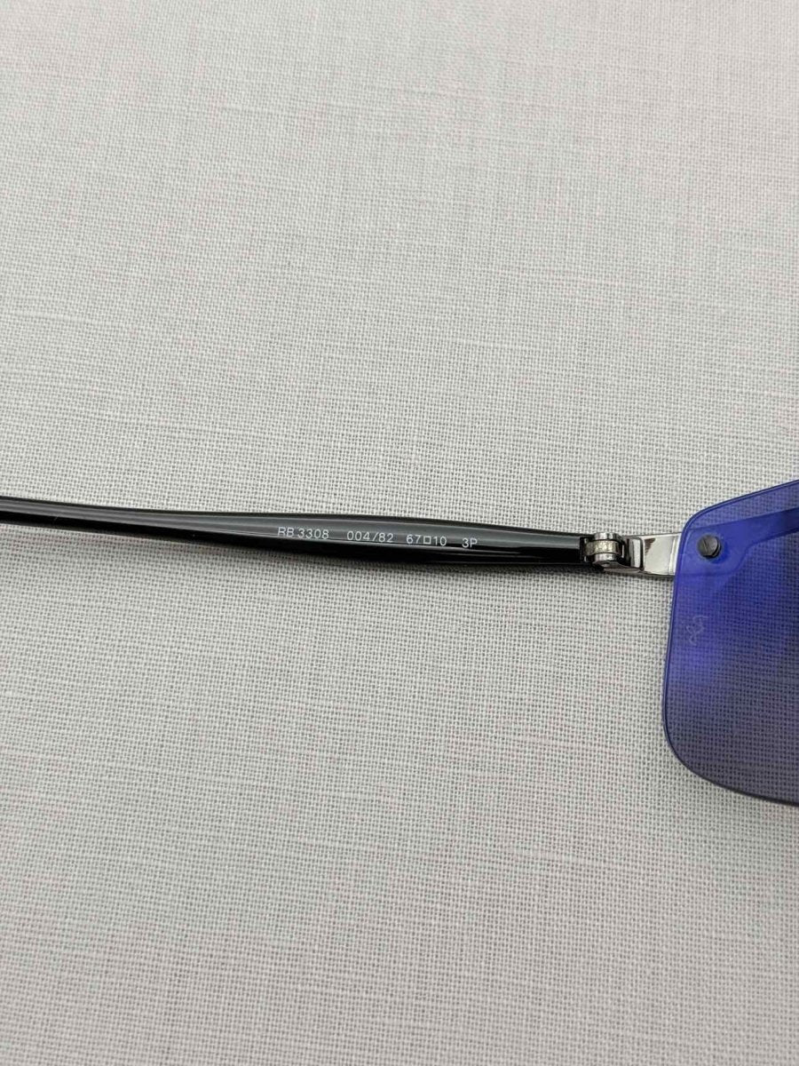 Pre - loved RAY - BAN Gray Sunglasses at Reems Closet