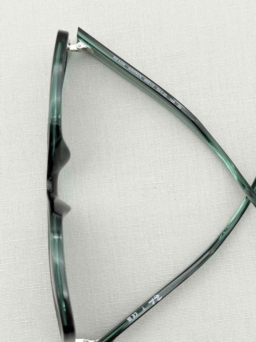 Pre - loved RAY - BAN Green Sunglasses at Reems Closet