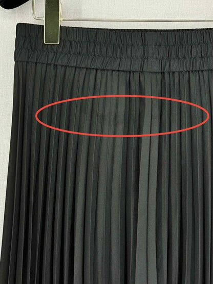 Pre - loved RED VALENTINO Black Size US 2 Midi Skirt at Reems Closet