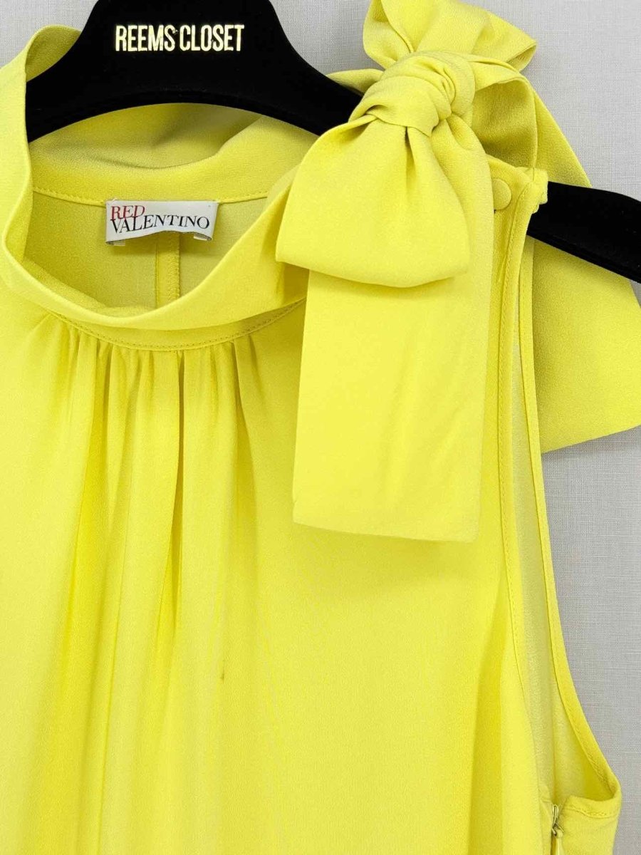 Pre-loved RED VALENTINO Yellow Size Medium Short Dress at Reems Closet
