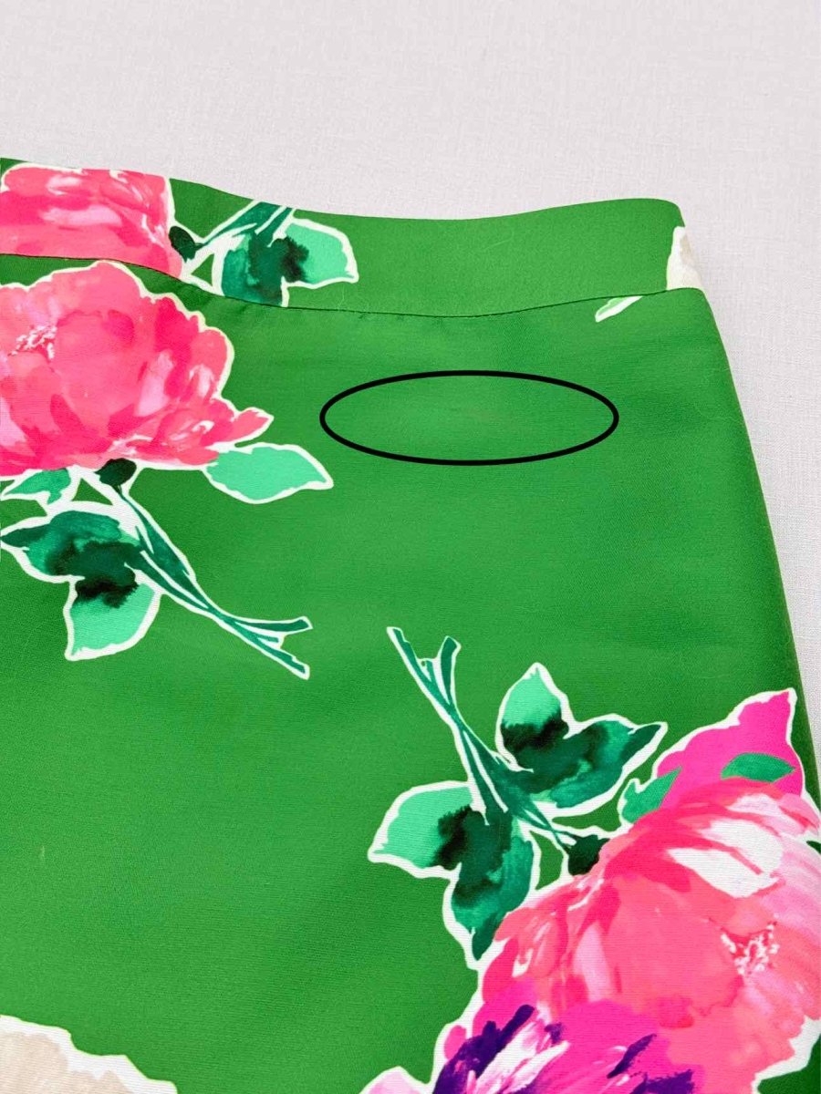 Pre - loved REEMS CLOSET Size Large Knee Length Skirt at Reems Closet