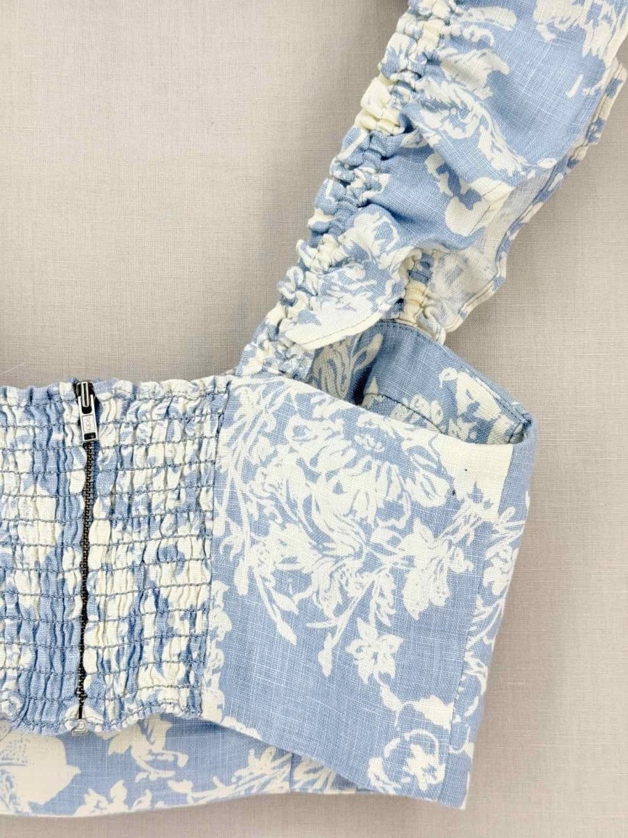 Pre-loved REFORMATION Blue & White Size US 2 Outfit Set at Reems Closet