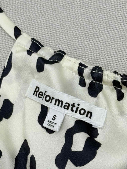 Pre-loved REFORMATION Wade White & Black Size Small Top at Reems Closet