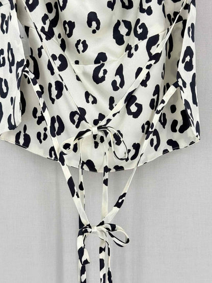Pre-loved REFORMATION Wade White & Black Size Small Top at Reems Closet