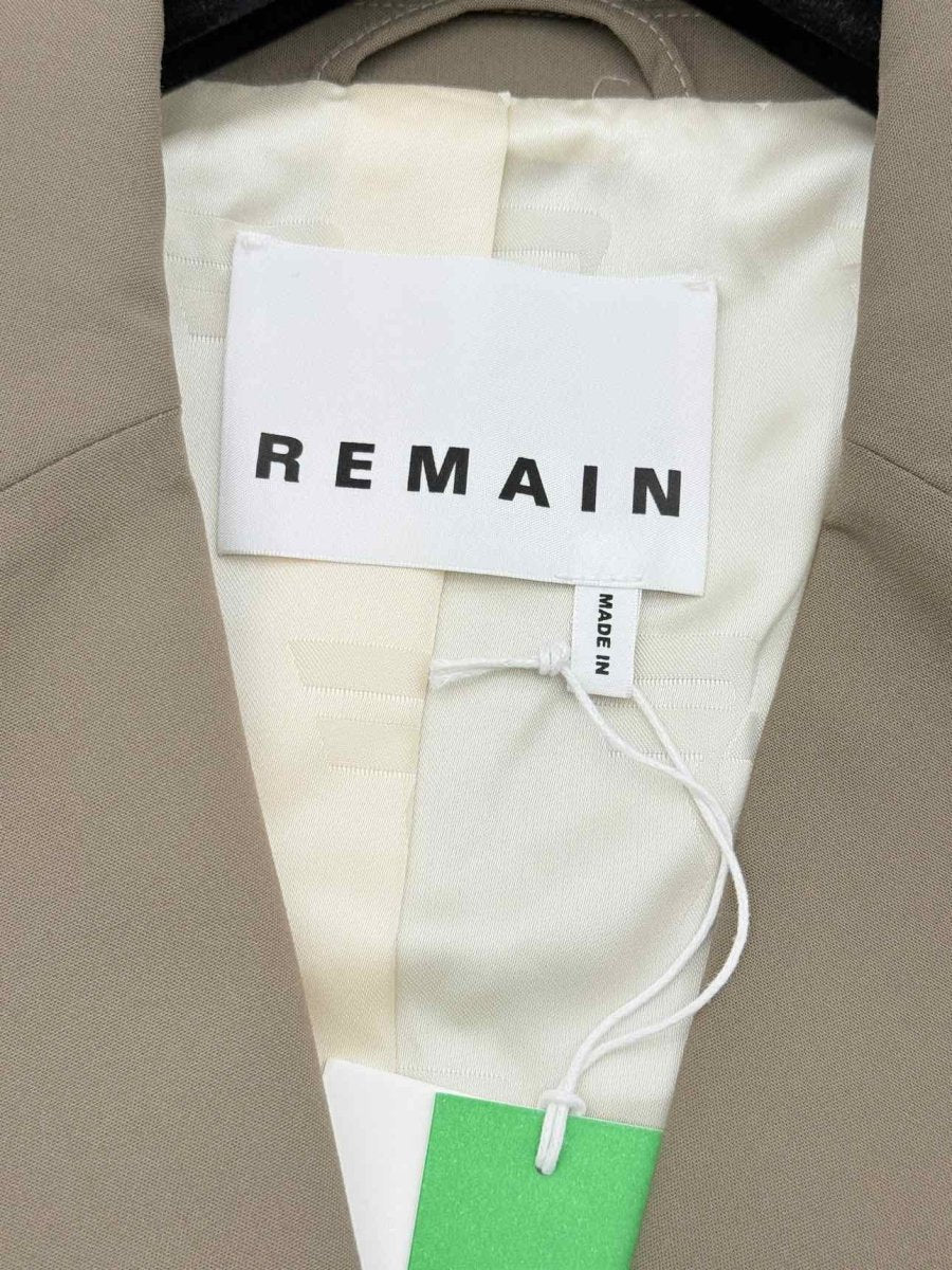Pre-loved REMAIN Beige Size US 8 Blazer at Reems Closet