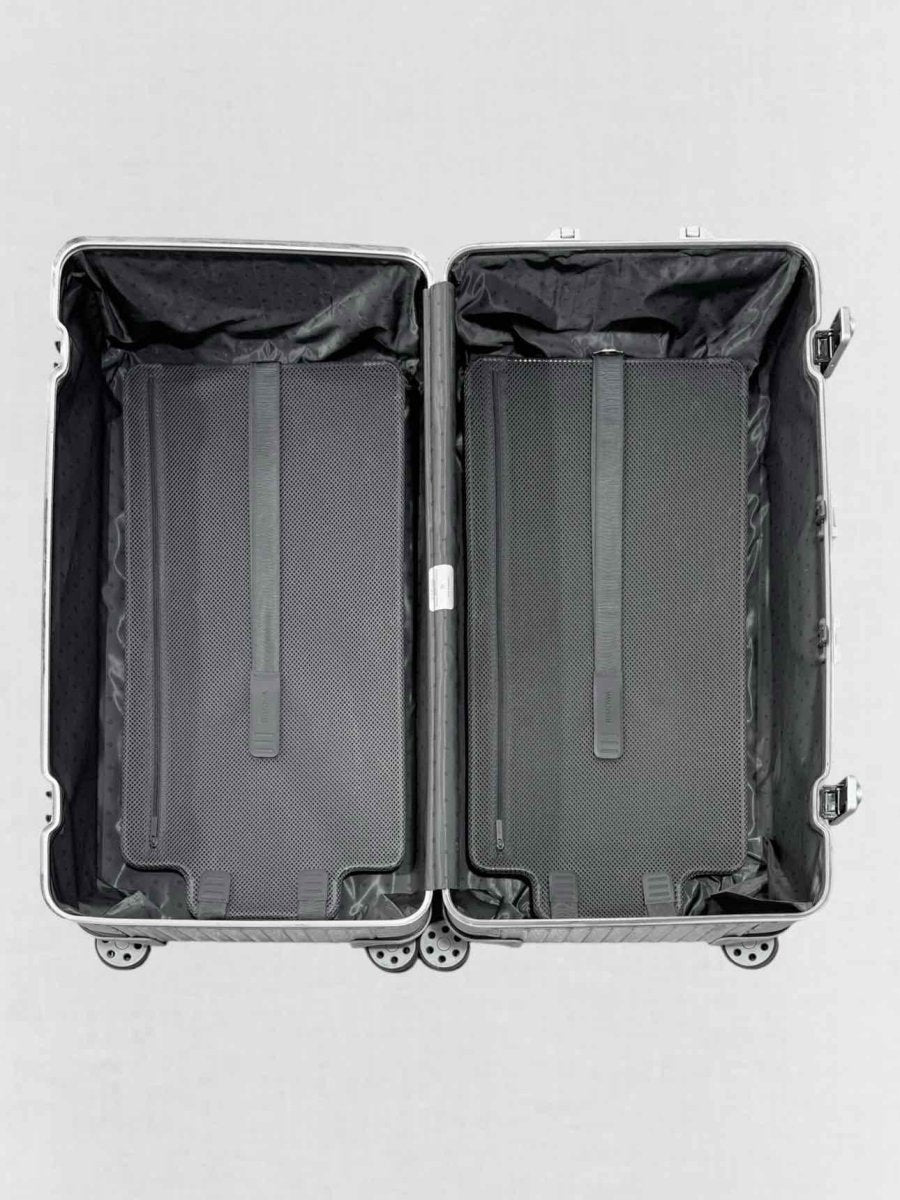 Pre - loved RIMOWA Trunk Silver Rolling Luggage at Reems Closet