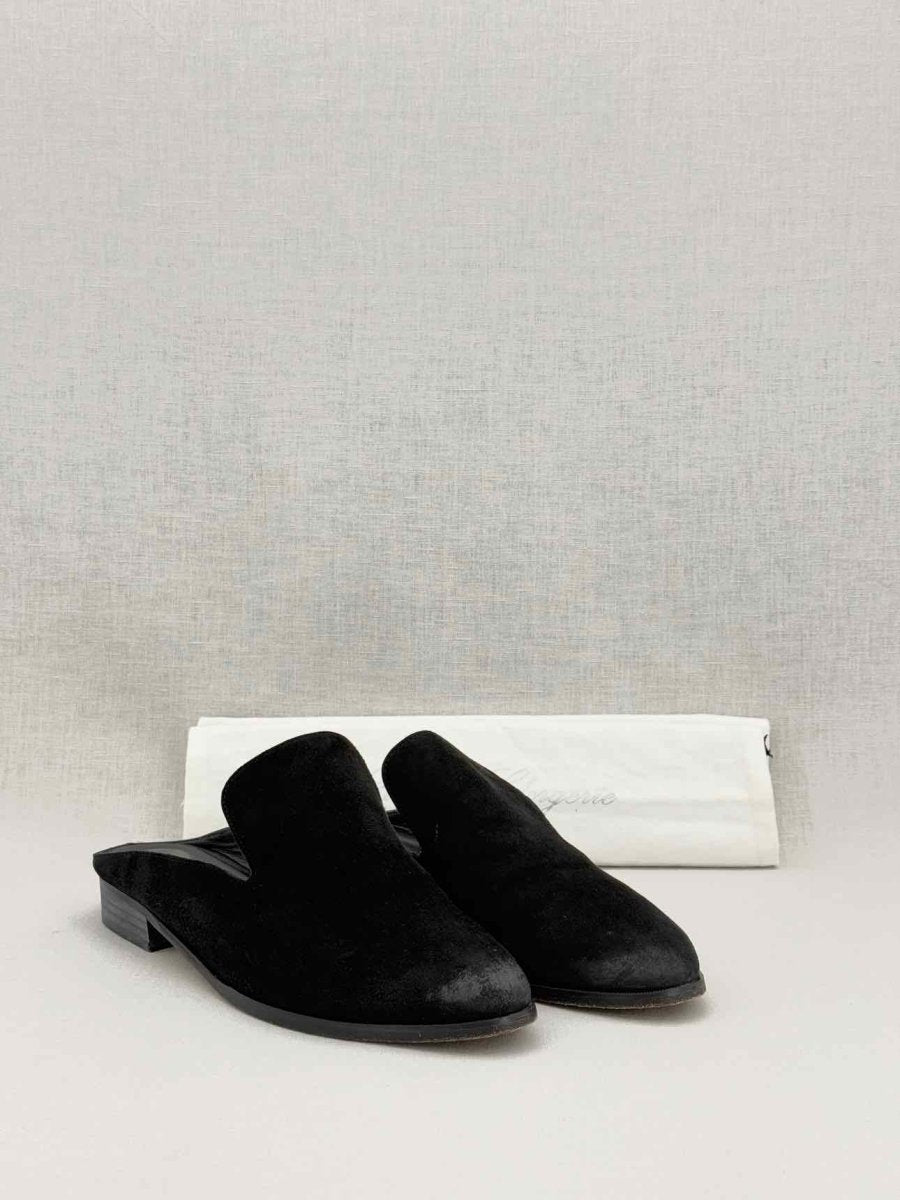 Pre - loved ROBERT CLERGERIE Black Size EU 39 Mules at Reems Closet