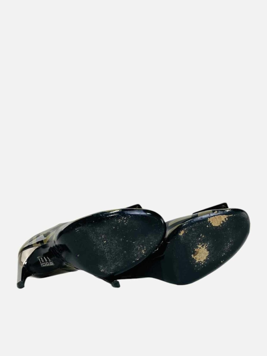Pre - loved ROGER VIVIER Trompette Khaki & Black Size EU 39.5 Pumps at Reems Closet
