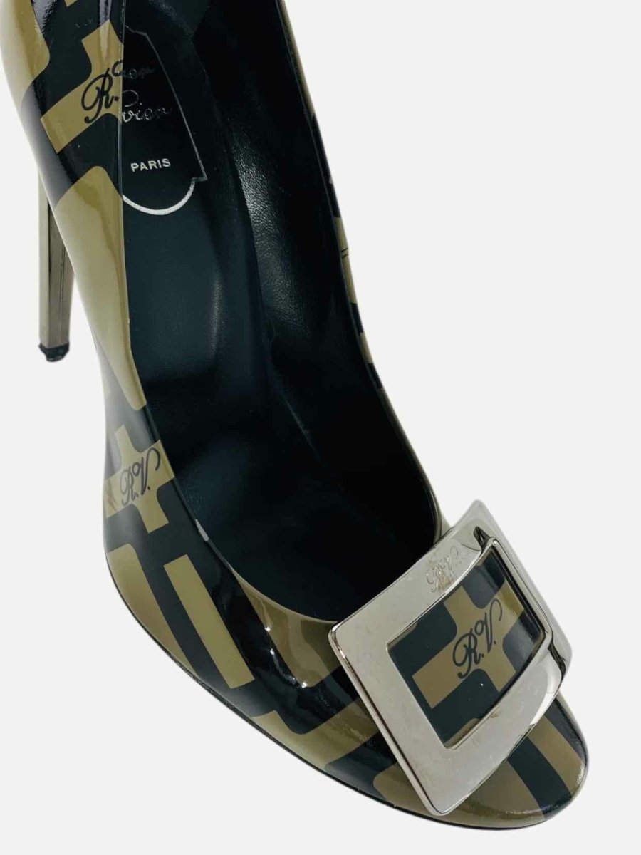 Pre - loved ROGER VIVIER Trompette Khaki & Black Size EU 39.5 Pumps at Reems Closet