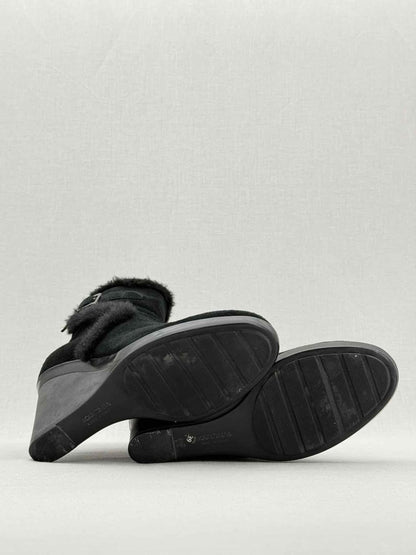 Pre - loved RUSSEL & BROMLEY Black Size EU 39 Ankle Boots at Reems Closet