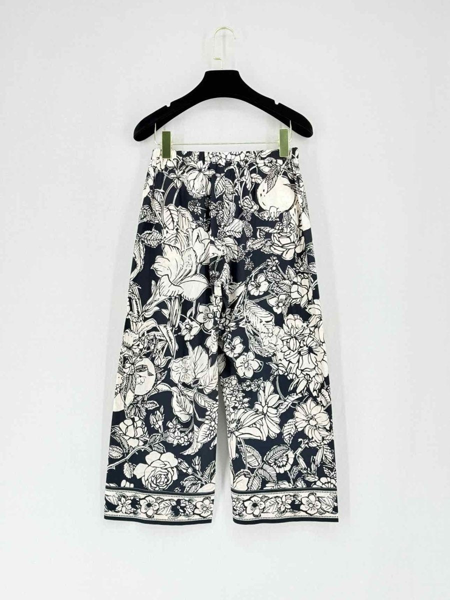 Pre - loved S' MAXMARA Black & White Print Size US 0 Pants at Reems Closet