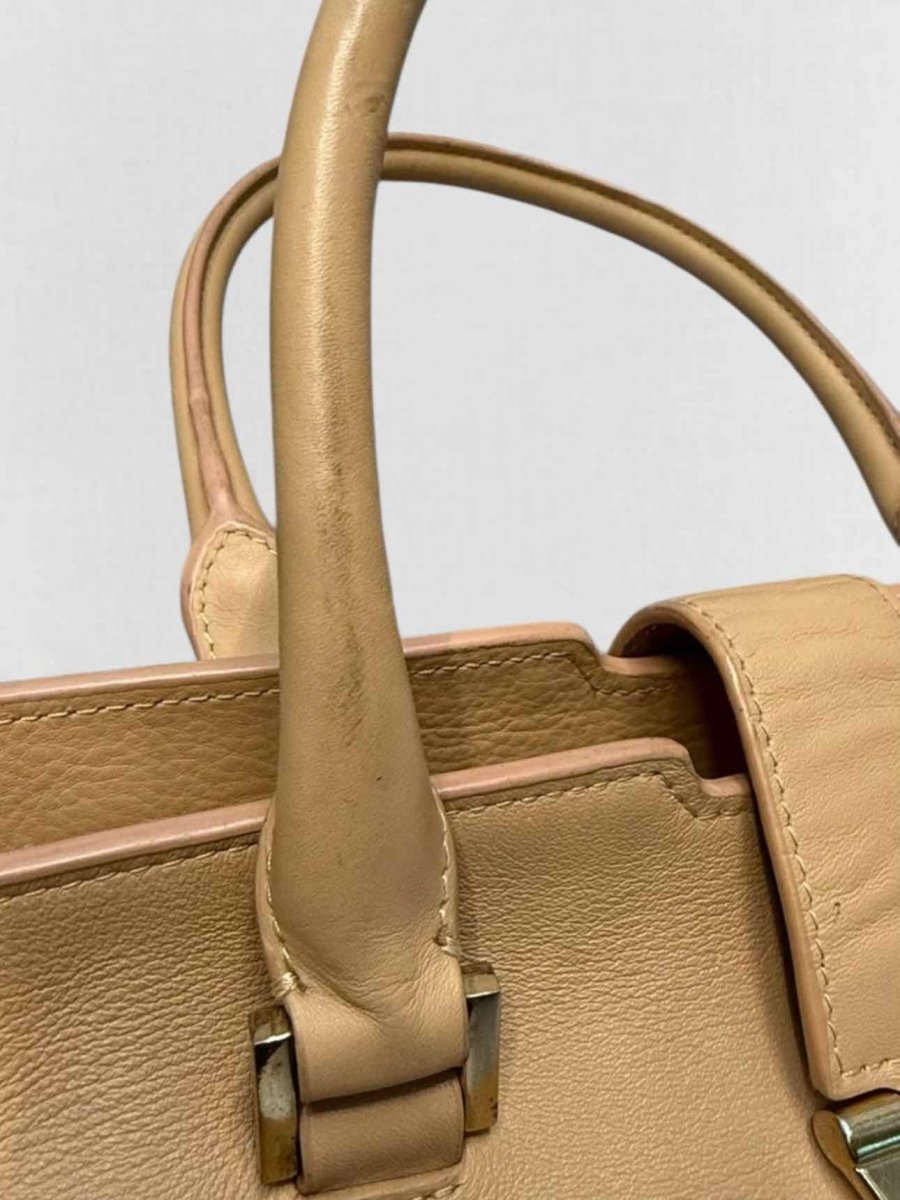 Pre - loved SAINT LAURENT Beige Shoulder Bag at Reems Closet
