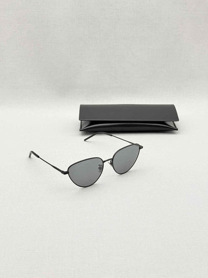 Pre-loved SAINT LAURENT Black Sunglasses at Reems Closet