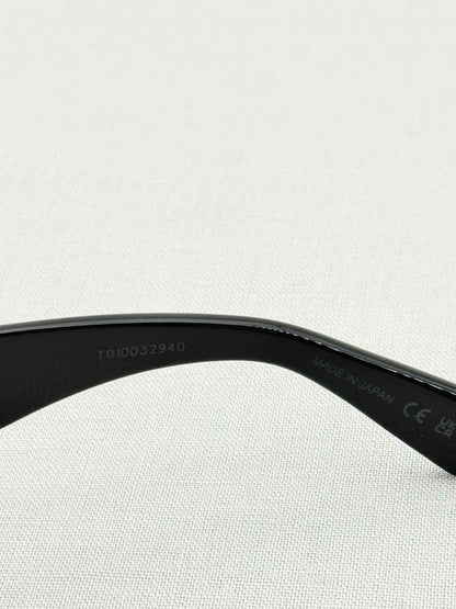 Pre - loved SAINT LAURENT Black Sunglasses at Reems Closet