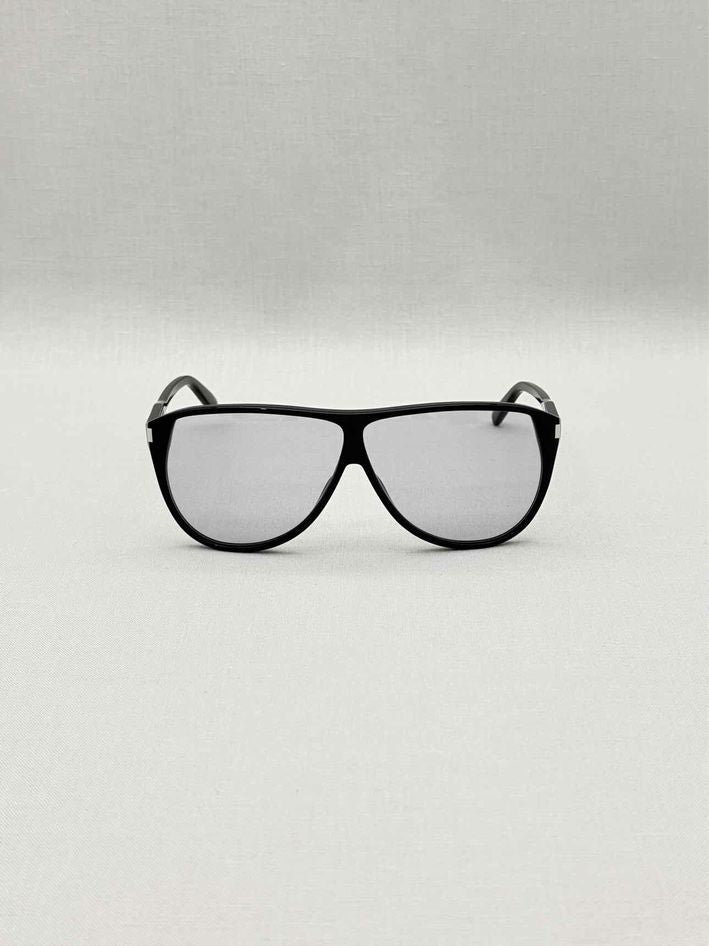 Pre-loved SAINT LAURENT Black Sunglasses at Reems Closet