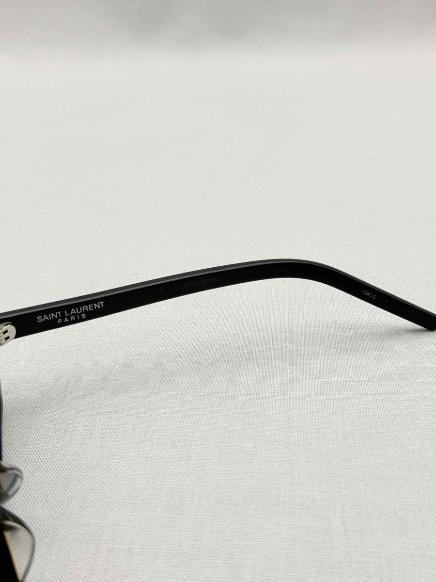 Pre-loved SAINT LAURENT Black Sunglasses at Reems Closet