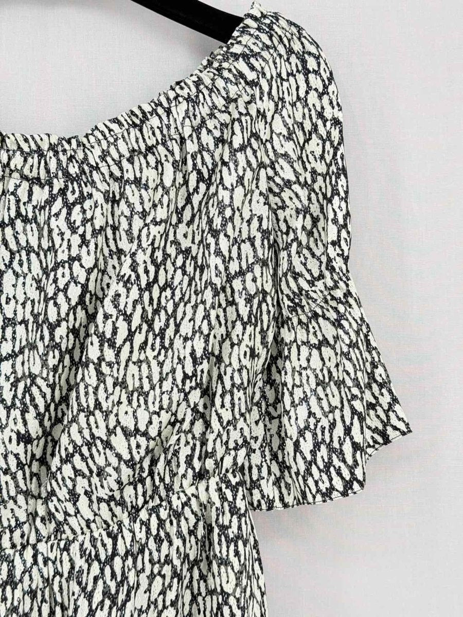 Pre-loved SAINT LAURENT Black & White Size US 4 Short Dress at Reems Closet