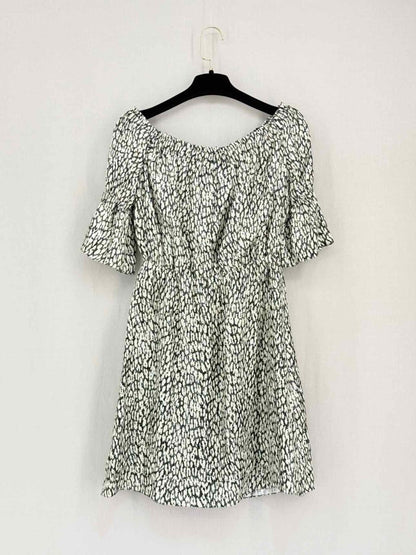 Pre-loved SAINT LAURENT Black & White Size US 4 Short Dress at Reems Closet