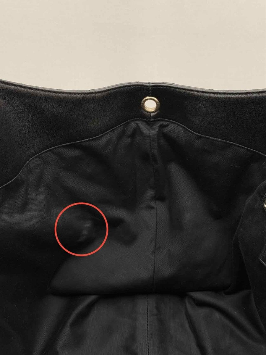 Pre-loved SAINT LAURENT Icare Black Tote Bag at Reems Closet