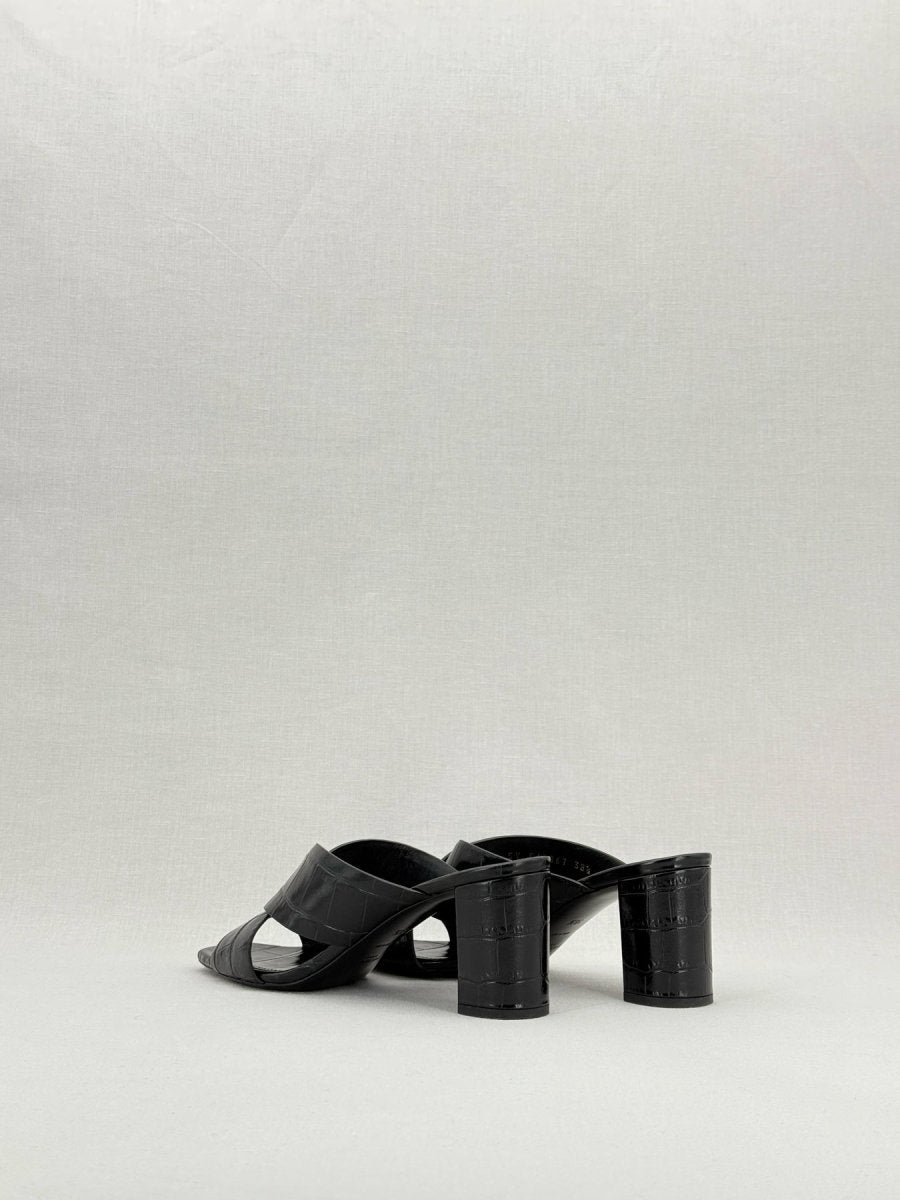 Pre - loved SAINT LAURENT Loulou Black Size EU 38.5 Mules at Reems Closet