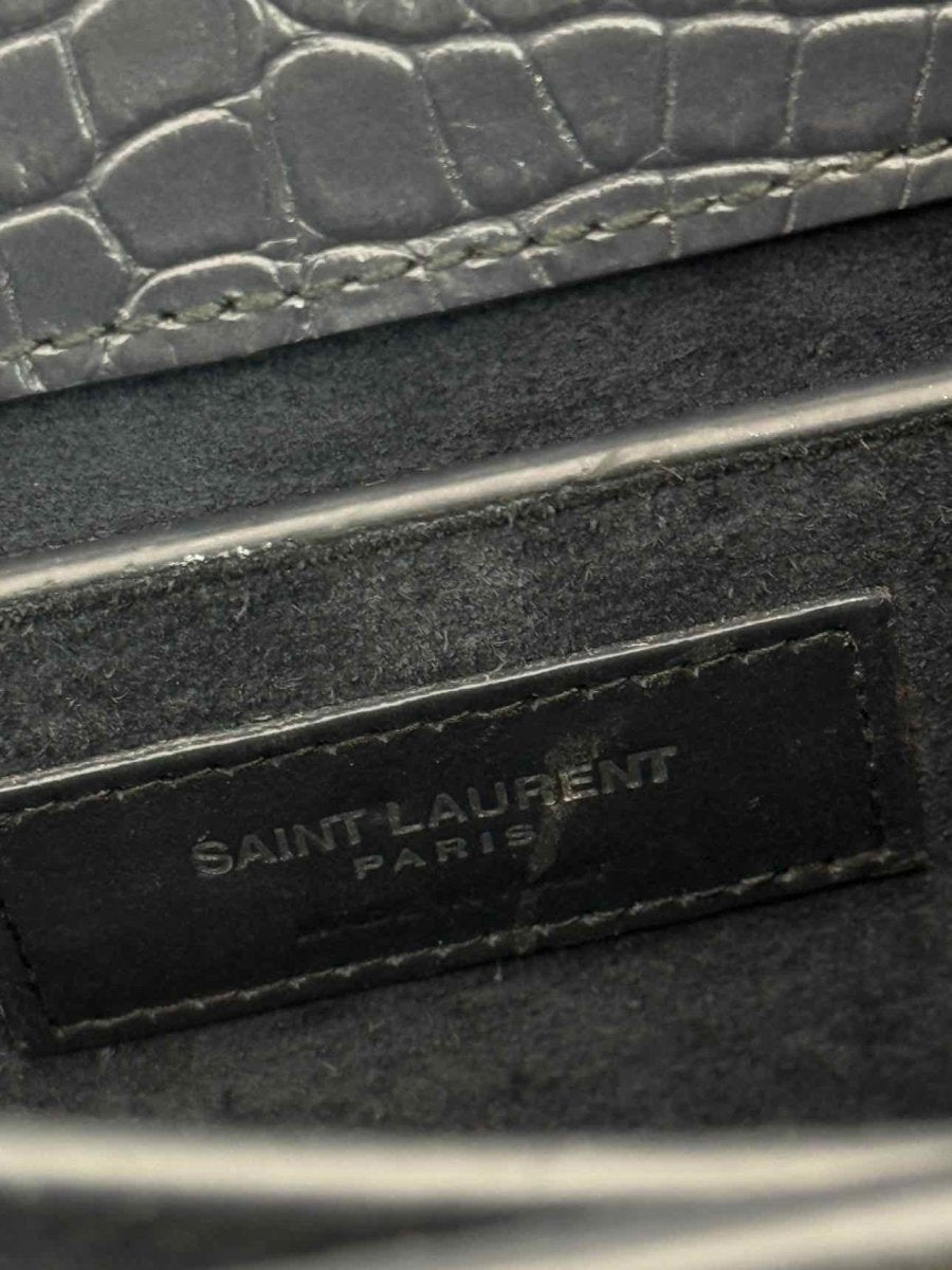Pre-loved SAINT LAURENT Sunset Black Shoulder Bag at Reems Closet