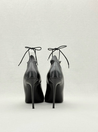 Pre - loved SAINT LAURENT Thorn Lace - up Black Size EU 39 Pumps at Reems Closet
