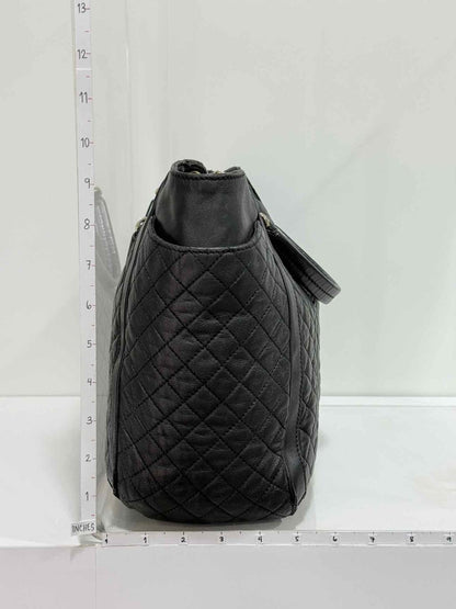 Pre-loved SALVATORE FERRAGAMO Betulla Chain Black Tote Bag at Reems Closet