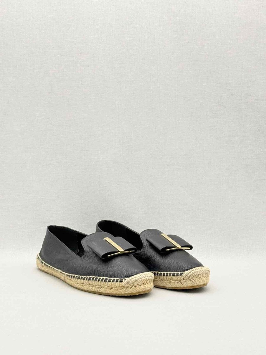 Pre-loved SALVATORE FERRAGAMO Sannio Black Size EU 39.5 Flats at Reems Closet