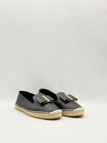 Pre-loved SALVATORE FERRAGAMO Sannio Black Size EU 39.5 Flats at Reems Closet