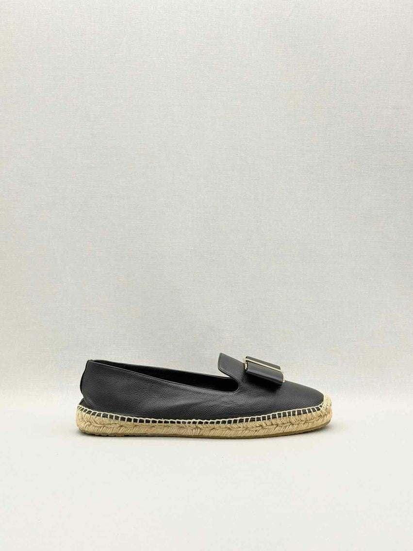 Pre-loved SALVATORE FERRAGAMO Sannio Black Size EU 39.5 Flats at Reems Closet