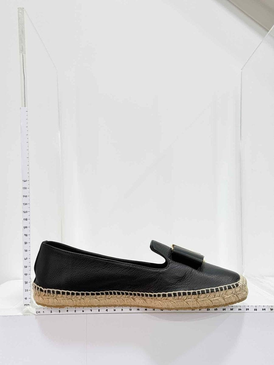 Pre-loved SALVATORE FERRAGAMO Sannio Black Size EU 39.5 Flats at Reems Closet