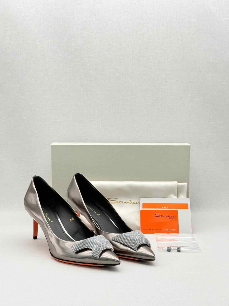 Pre-loved SANTONI Silver Size EU 41 Pumps at Reems Closet