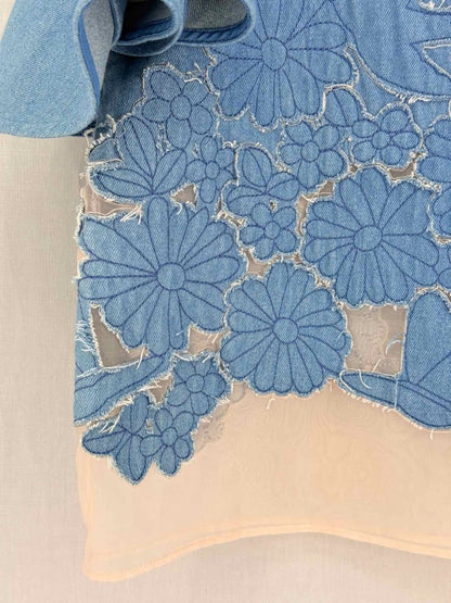 Pre-loved SAUCE Blue Floral Applique Size Small Top at Reems Closet