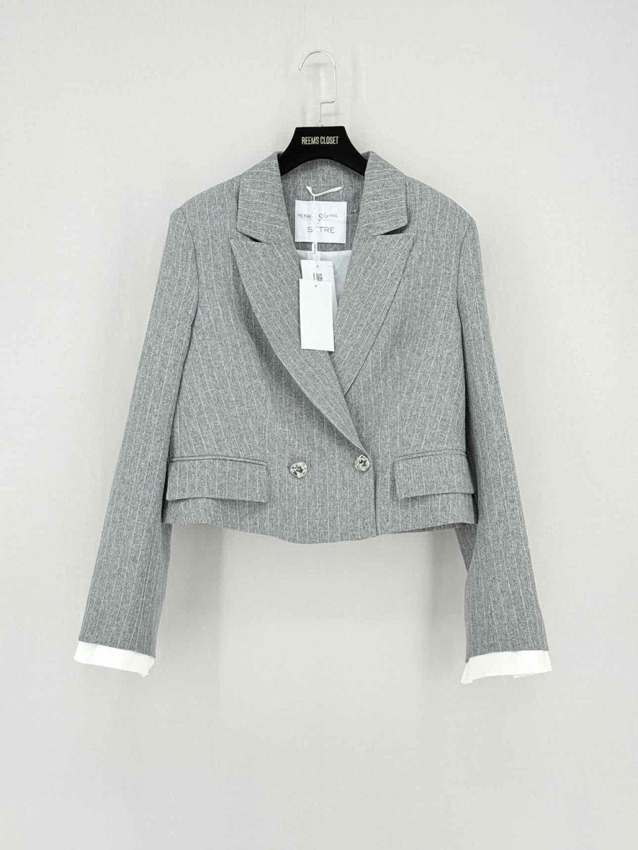 Pre - loved SENTRE Grey Size XLarge Jacket at Reems Closet