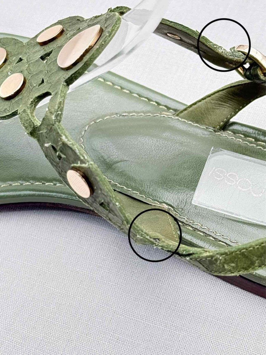 Pre - loved SERGIO ROSSI Thong Green Size EU 39 Sandals at Reems Closet