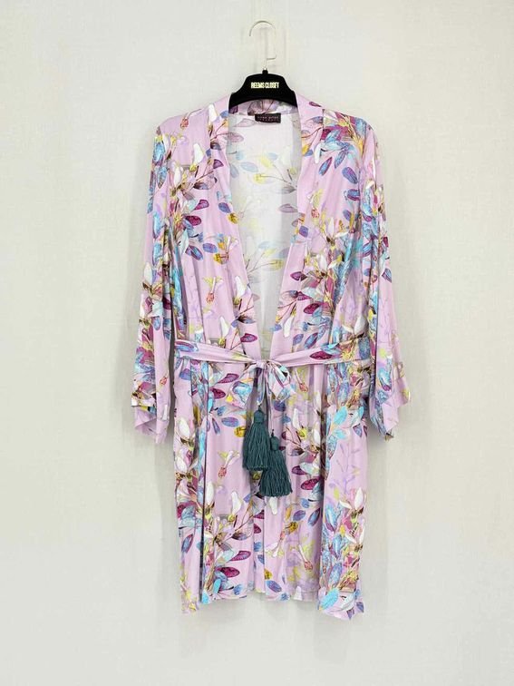 Pre-loved SIREN ERTAN Lilac Multicolor Size One Size Kimono at Reems Closet