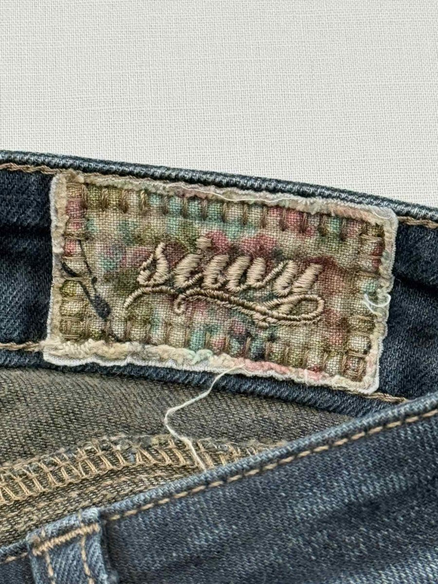 Pre - loved SIWY Skinny Denim Size 24 Jeans at Reems Closet