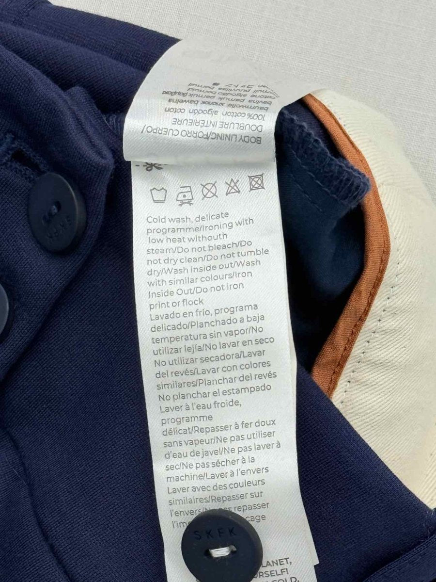 Pre-loved SKFK Navy Blue Size US 6 Pants at Reems Closet