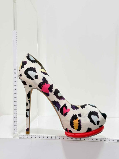 Pre-loved SOPHIA WEBSTER White Multicolor Size EU 40.5 Pumps at Reems Closet