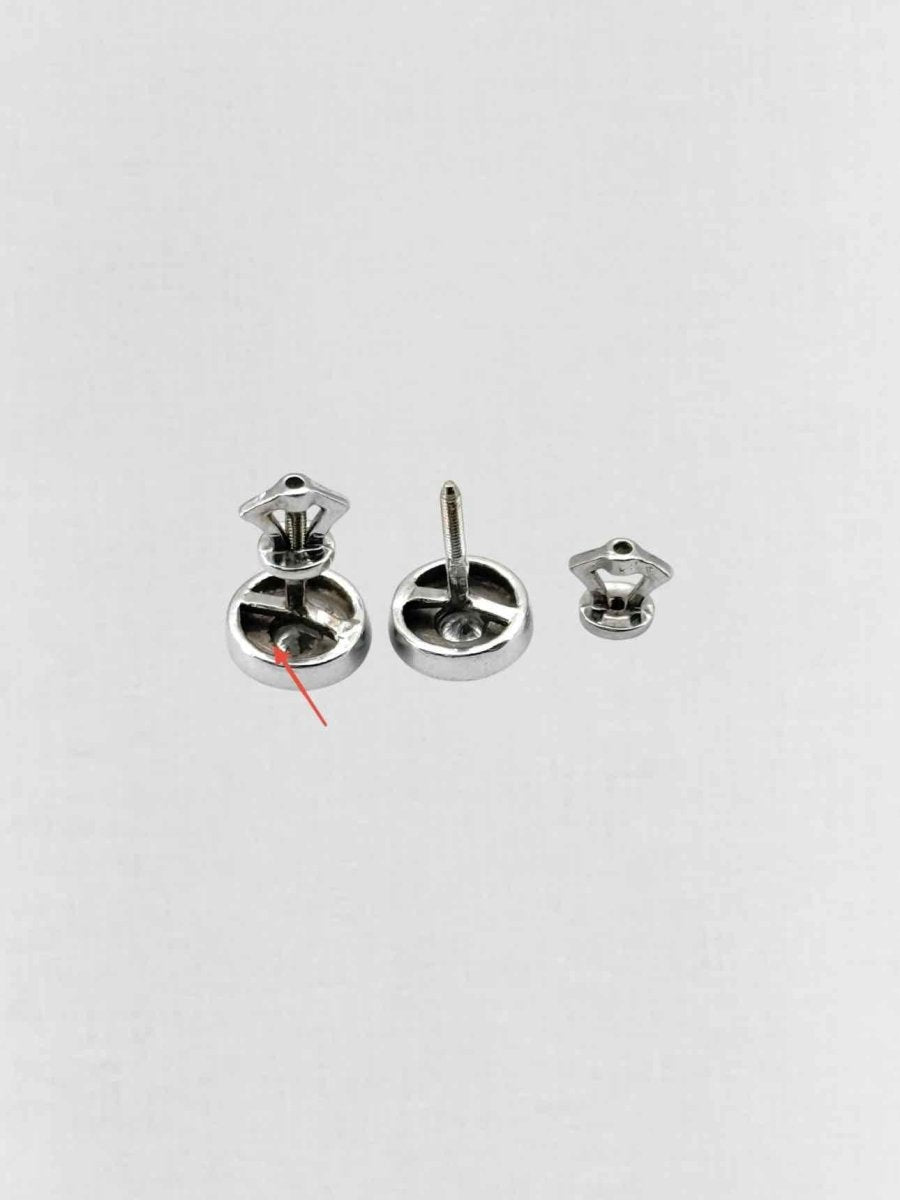 Pre - loved SOVA The One Diamond Earrings at Reems Closet