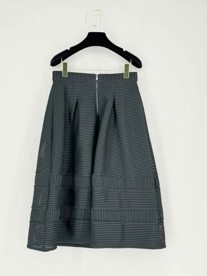 Pre - loved SPOTLIGHTBYWAREHOUSE Black Size US 6 Knee Length Skirt at Reems Closet