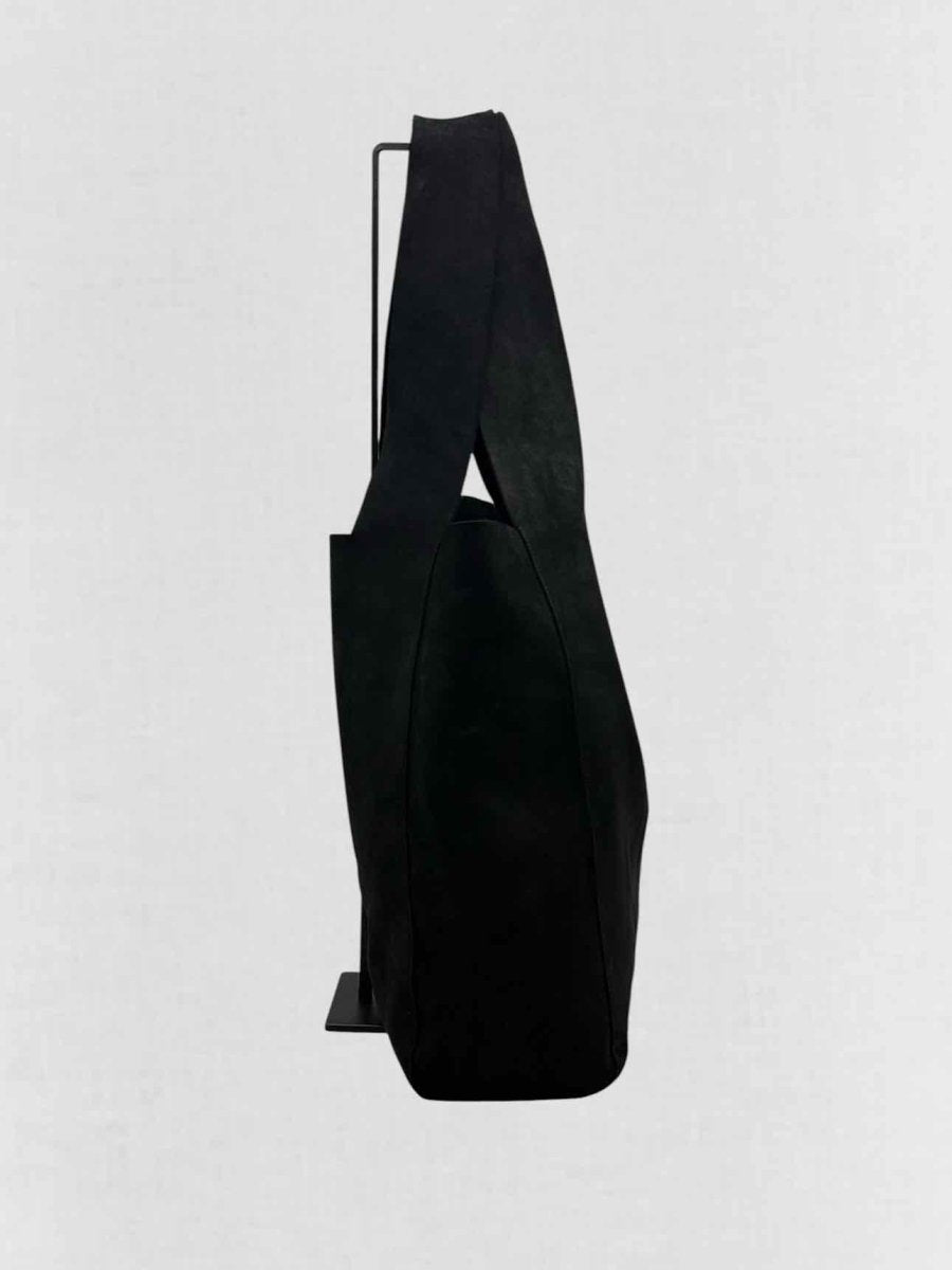 Pre - loved ST. AGNI Black Tote Bag at Reems Closet
