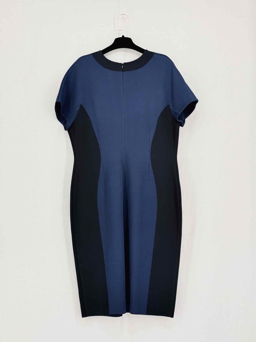 Pre-loved ST. JOHN Black & Navy Blue Size US 16 Knee Length Dress at Reems Closet