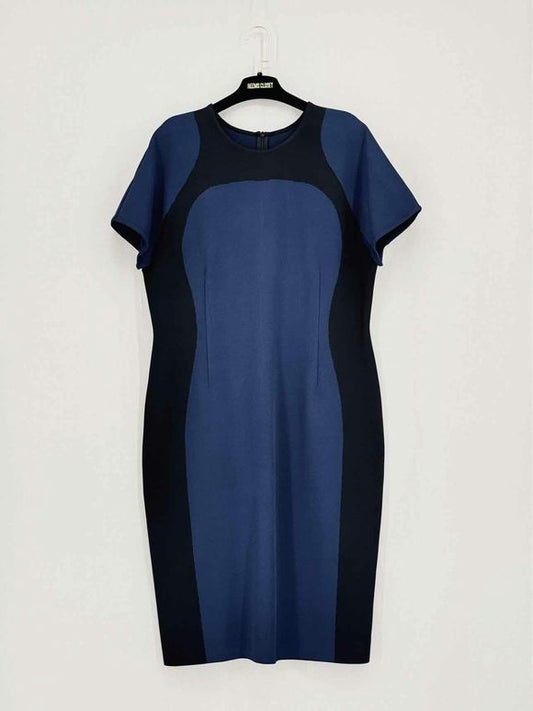 Pre-loved ST. JOHN Black & Navy Blue Size US 16 Knee Length Dress at Reems Closet