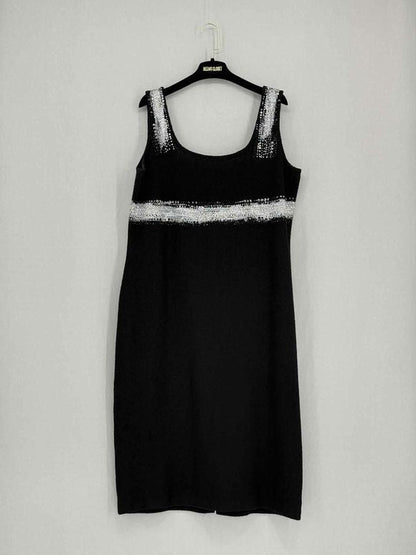 Pre - loved ST. JOHN Black Size US 16 Knee Length Dress at Reems Closet