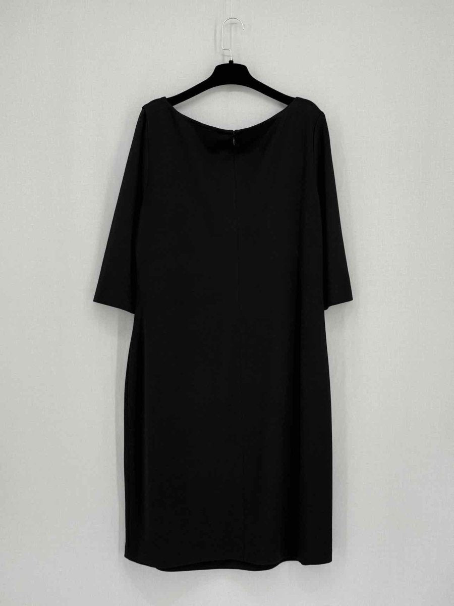 Pre - loved ST. JOHN Black Size US 18 Knee Length Dress at Reems Closet